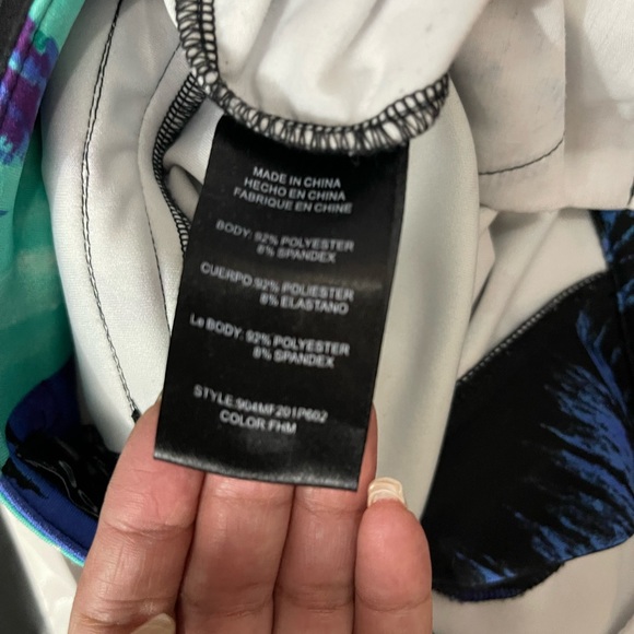 Guess shorts - Picture 8 of 8